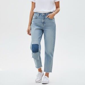 Oak + Fort Patch Knee Raw Hem Light Wash Mom Jeans Size S